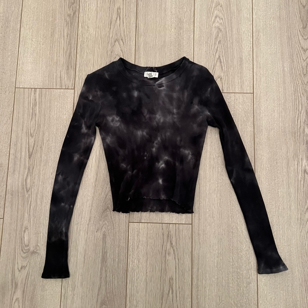 Tillys – Ivy + Main Ribbed Crop Top